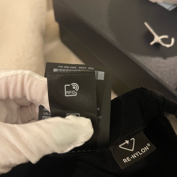 PRADA Re-Nylon Baseball Cap - Picture 8 of 12